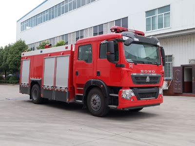 豪沃7.8吨水罐消防车（国六）