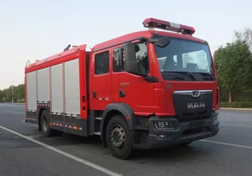 德国MAN7吨泡沫消防车（国六）