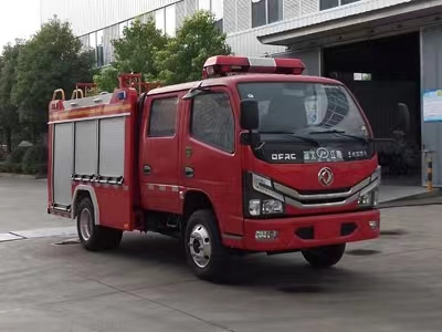 东风2.5吨水罐消防车（国六）