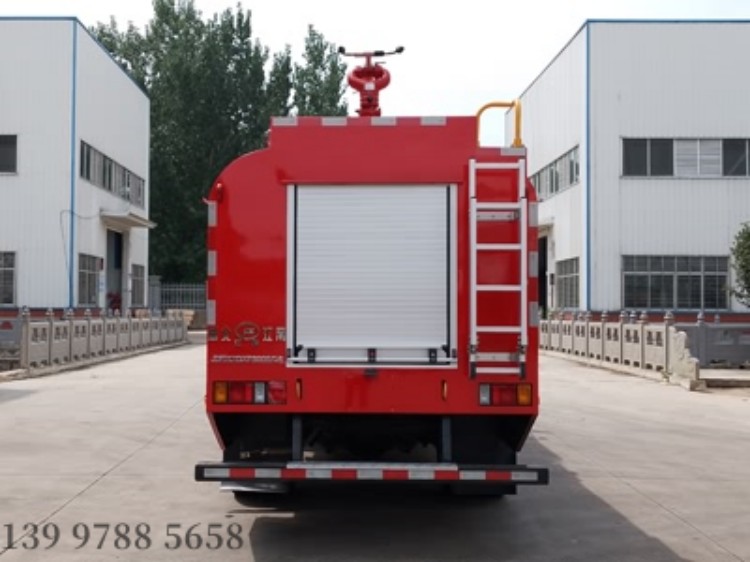 水罐消防车750.jpg