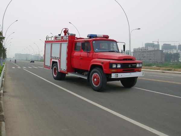 140尖头水罐消防车（3.5吨）