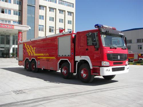 豪泺泡沫消防车(25吨）
